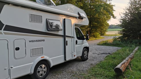 Weinsberg Familien-Mobil 6x Sitz & Schlaf, Klimaanlage, Gefrierfach