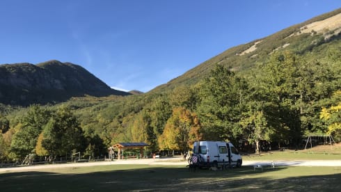 Off grid and off the gas Fiat Ducato L2H2
