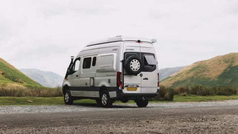 Miss Daisy (Dog Friendly) Discount available on bookings two weeks or more.  – 4 berth Mercedes-Benz campervan (SALE ON)