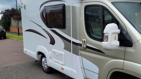 D'artagnon – 2 berth Peugeot semi-integrated from 2017