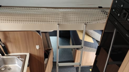 ColumBus – Luxurious Adria Family Camper for 5 people with bicycle rack
