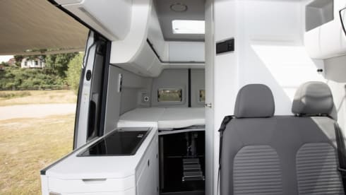 4 personen  – VW GRAND CALIFORNIA equipped with many automatic options