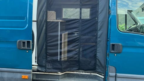 Pino – Winter ready 2 person bus camper + tow bar 