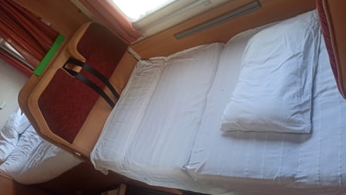 Angelo – The splendid Maremma in a delicious and comfortable Adria Lido semi-integrated camper