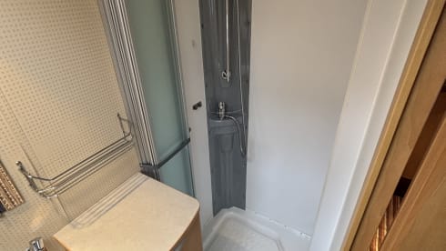 4p Renault semi-integrated uit 2009