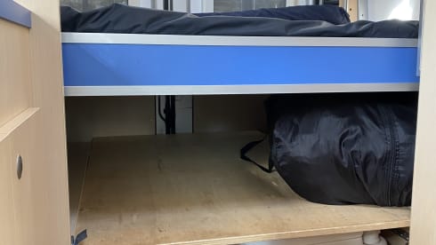 De bus – Fiat Ducato Professional self-build Bus camper