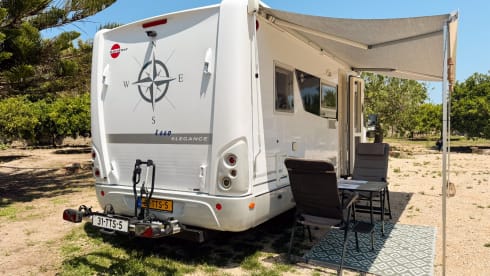 🌴Happy place🌴☀️ – Luxury Ibiza-style integral camper | 4p | Fly & Drive Costa Blanca”🌴