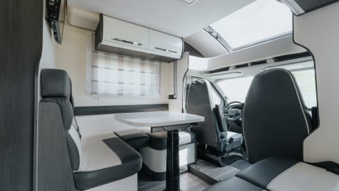 4p Ford semi-integrated uit 2021