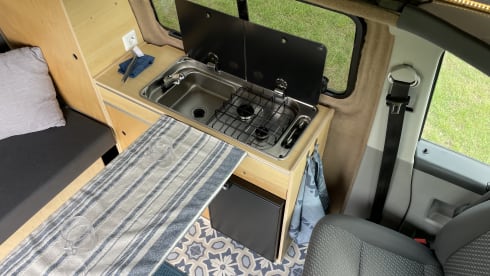 Mammoet – 4p Volkswagen campervan uit 2014