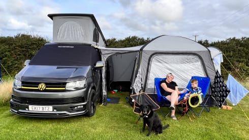 Doug – 4 berth LWB VW Transporter