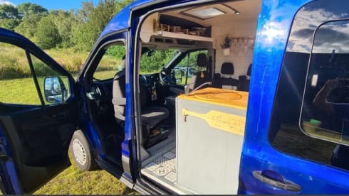 Big Bertha  – Einzigartiges Wohnmobil mit 3 Schlafplätzen