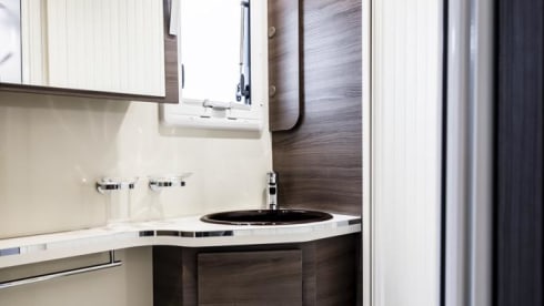 Luxury & Comfort for your dream trip