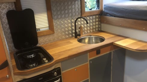 Balloo – Built for Off-Grid adventures, very high spec