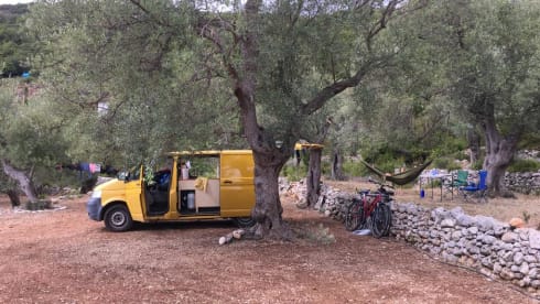 Fridolin – VW T5 camper van - do it yourself