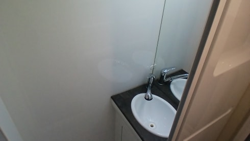 Comfortable, reliable alcove camper