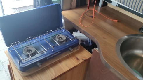 Bussie/rustig aan wagen – 2p Renault bus from 2003: For sporty wind campers