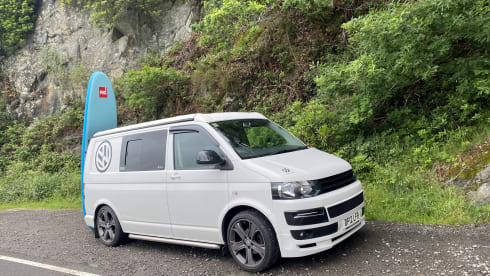 Tommy – 4 berth Volkswagen campervan from 2012