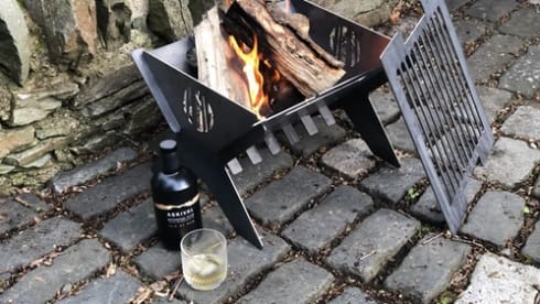 Leah – Beautifully converted wooden interior camper 