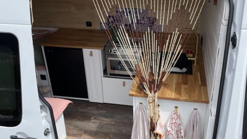 ons Leonie – Self-converted Mercedes-Sprinter with every comfort