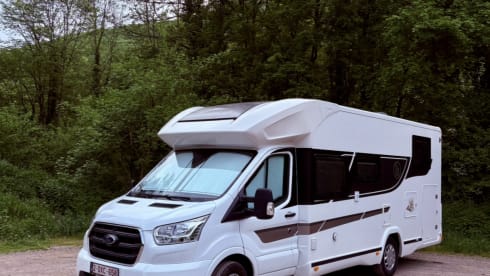 happy camplife – 5p Ford semi-integrated uit 2023