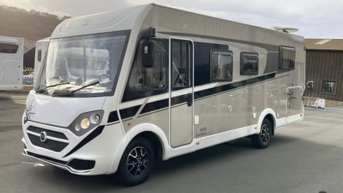Goldie – 5 berth Carado integrated from 2018