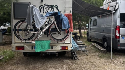 Loutje  – Ruime opgeknapte 4p Fiat alcove uit 2000
