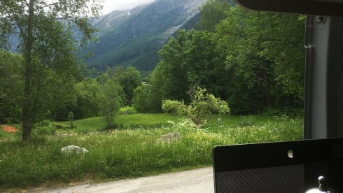 Ivan – Ivan – Luxury Campervan | Fixed Bed, Ensuite Shower & WC