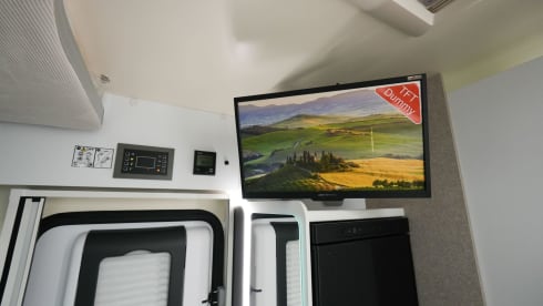 4p McLouis semi-integrated uit 2025