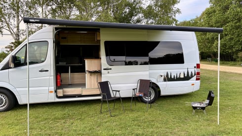 Bolt – Mercedes-Benz Wohnmobil mit 3/4 Schlafplätzen