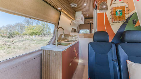 Extra high luxury off-grid camper for 2 adults and 1 child 