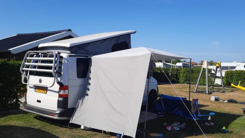 4-seater Volkswagen bus from 2013
