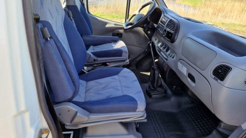 Oldtimer  – 4p Ford campervan from 1999