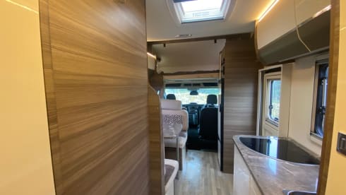 Rimor Evo 5 – Rimor Evo 5, 6 Berth Motorhome With Garage