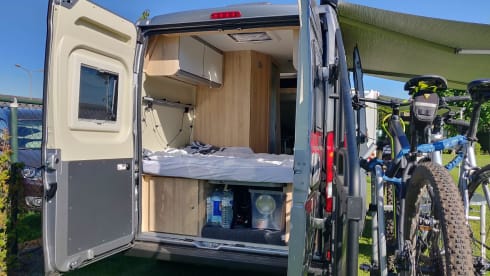 CamperVan 919 – Clever Vario Kids, 2 or 4 sleeping places, brand new, quiet engine!