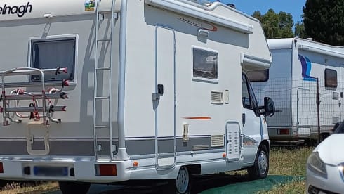 Elnagh Doral 105  (Bagus) – Camper with air conditioning