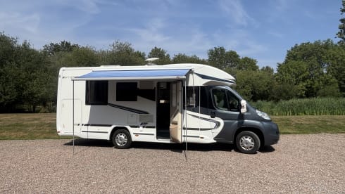 Luxury 4 Beth 4 belts  – 4 berth 4 belted Fiat 