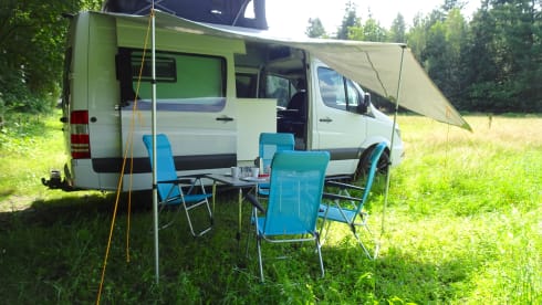 Mercedes Benz Sprinter 4 seater bus camper automatic.