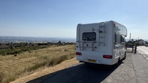 Wanderlust  – 4 berth Autotrail alcove from 2000