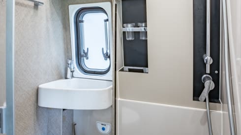 4p Karmann bus from 2024