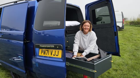 Peanut – 2 berth Volkswagen campervan from 2021
