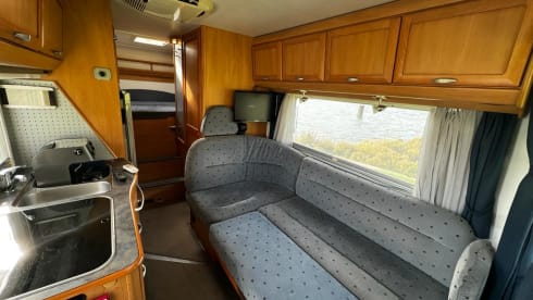 Macarena – Camper with many extras, integral