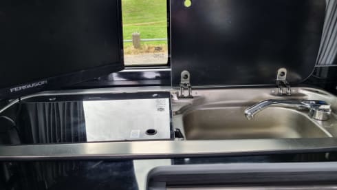 Volkswagen T5 Campervan 