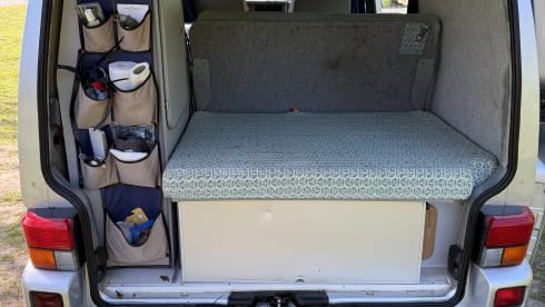Zilverstar – 4p Volkswagen campervan uit 2002