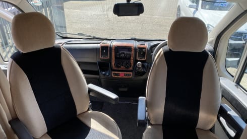 4 berth Peugeot semi-integrated from 2013