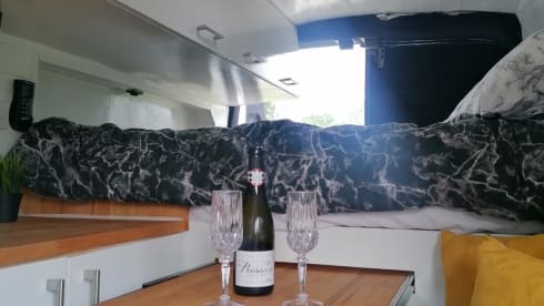 Brody – Superb 2 Berth Campervan with full size double bed and shower