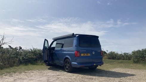 Buzz the Adventure Wagon - 4 berth VW T6 Campervan