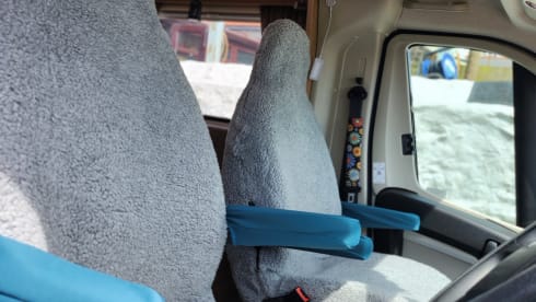 Flossieflo – 2 berth 2014 fully equipped Fiat Bessacarr 