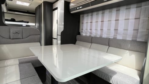 4p Roller Team semi-integrated uit 2026