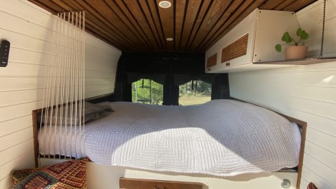 Marty – Unique Citroën Jumper DIY campervan from 2009 (2 persons)