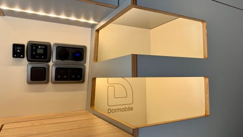 Frodo – Campervan Ford a 4 posti letto dal 2024